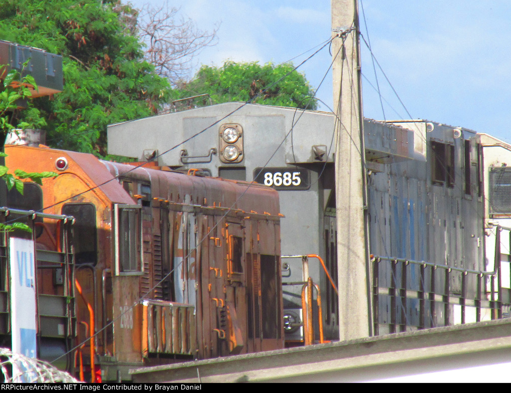 VLI 8685